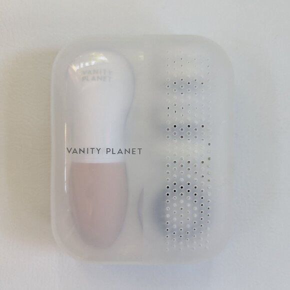 Vanity Planet Raedia Facial Cleansing Brush Battery Powered System & Travel Case - Picture 4 of 4